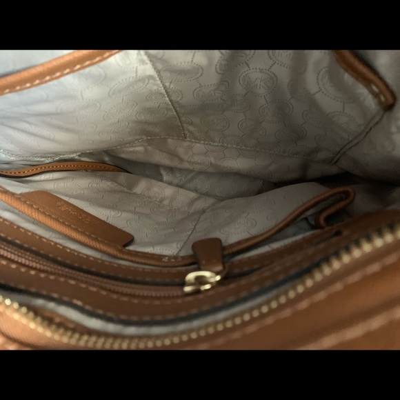 Michael Kors brown crossbody bag - Picture 3 of 3